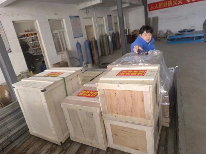 拍擊篩、檢驗(yàn)篩發(fā)貨
