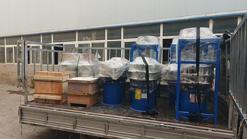 6套超聲波篩分、輸送、提升一體式機(jī)械發(fā)貨